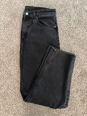 H&M Women’s Black 90’s Baggy Jeans